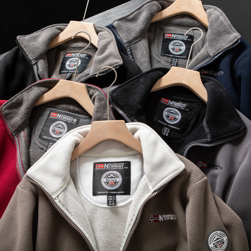 Men's Outdoor Full-Zip Jacket with High Collar and Sleek Fit