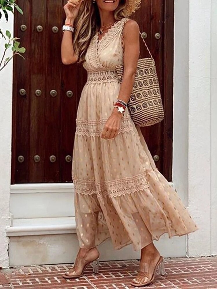 Women's Boho Maxi Dress with Tiered Skirt and Lace Trim