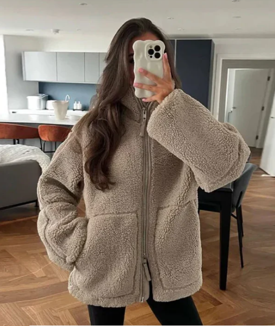 Women's Oversized Fleece Jacket with Zipper Front and High Collar