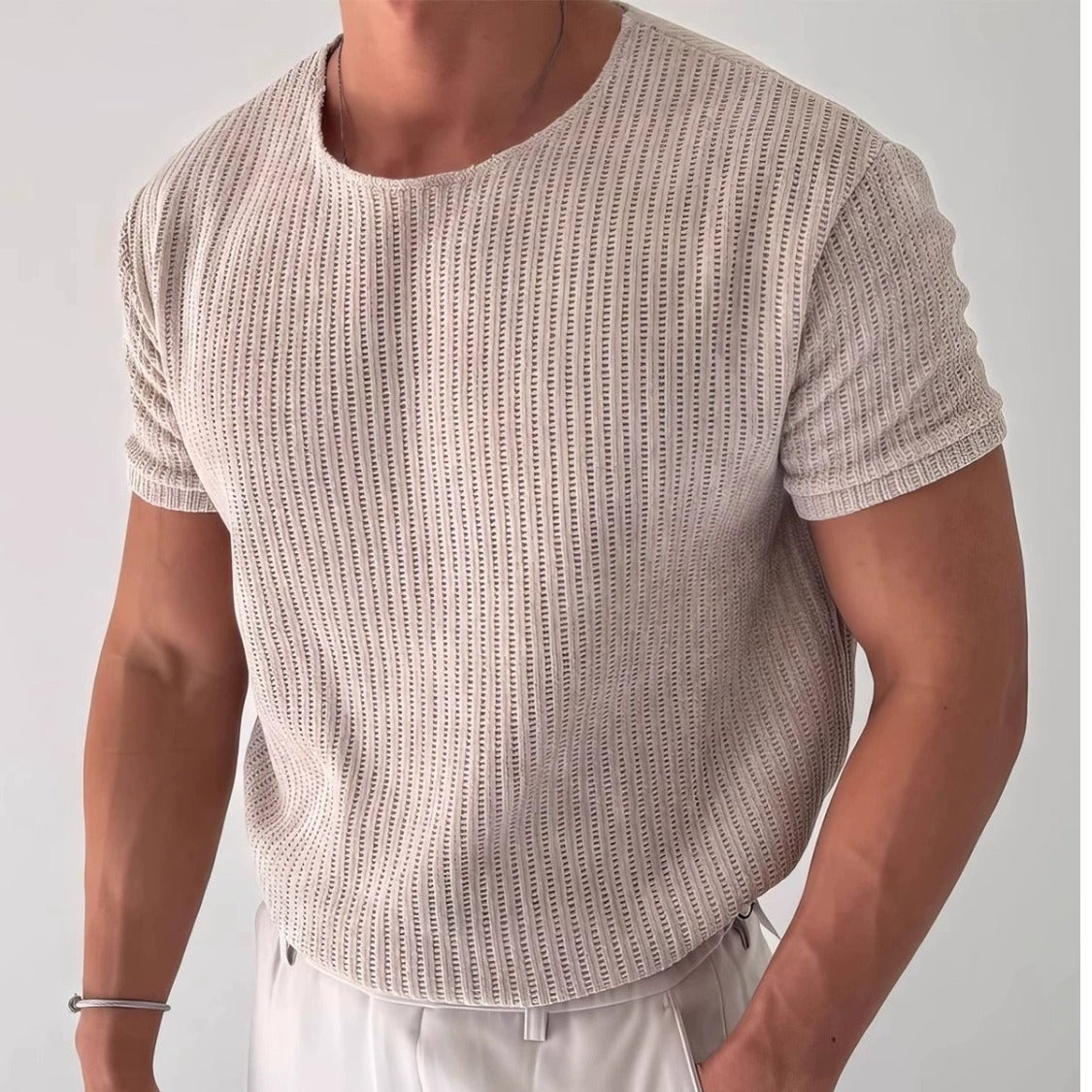 Men Breathable Short-sleeved Sweater Men's Round Neck T-shirt
