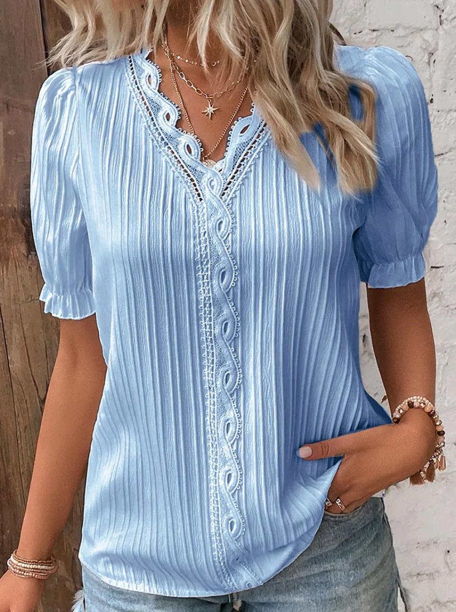 Women's Pleated V-Neck Blouse with Puff Sleeves and Lace Trim