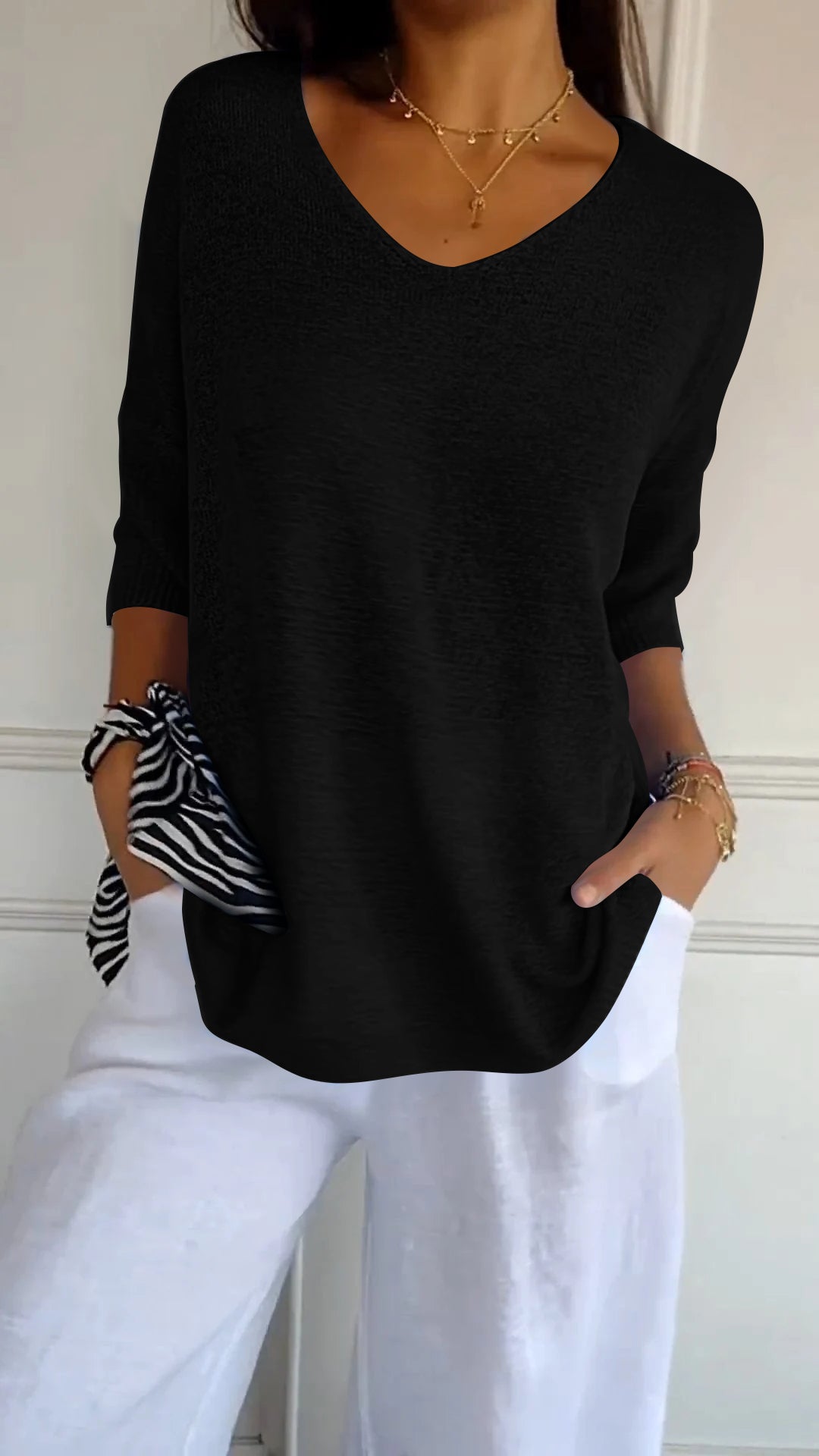 Women's V-Neck Relaxed Fit Top