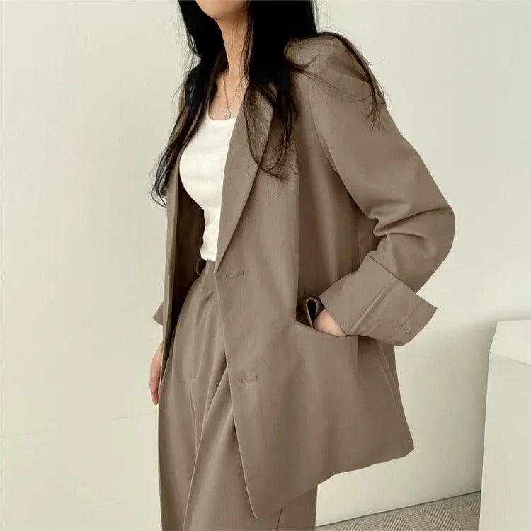 Women’s Tailored Two Piece Suit Set with Long Blazer and Straight-Leg Trousers
