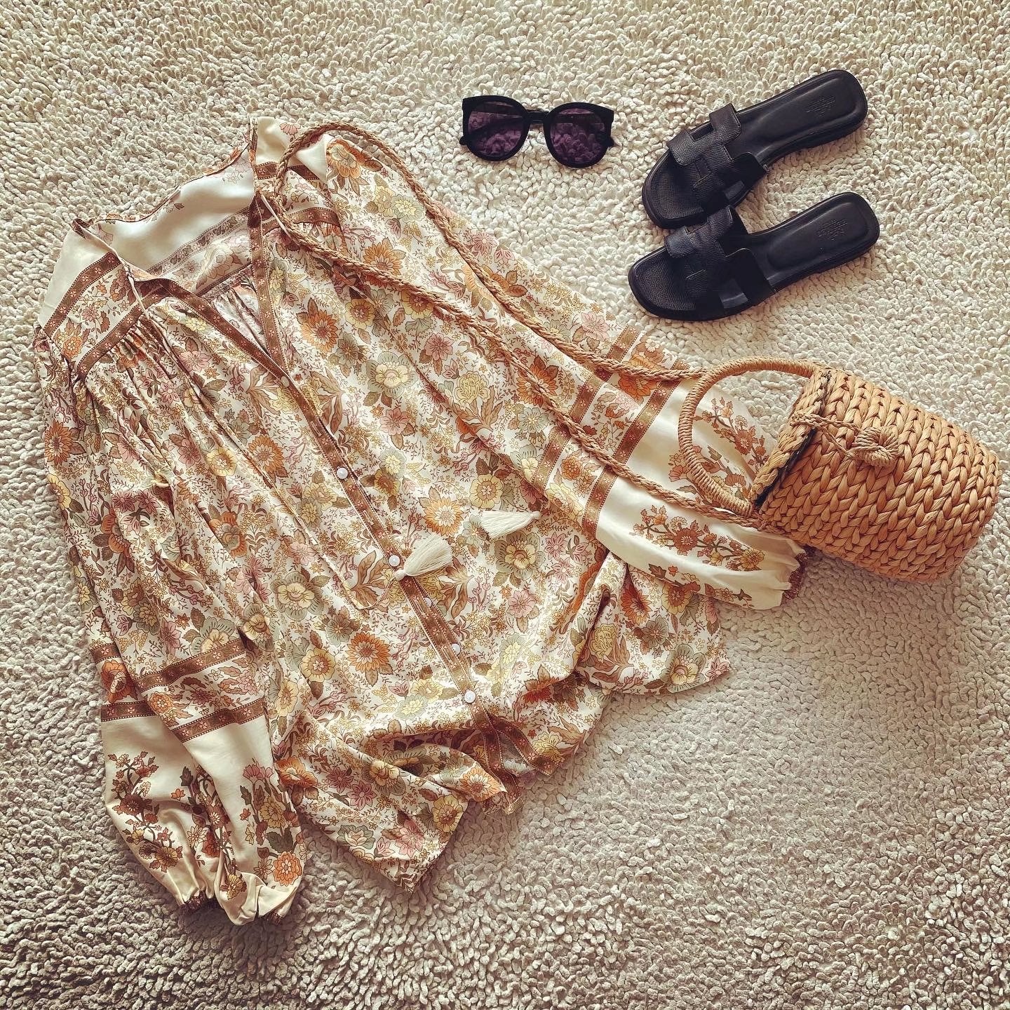 Women's Loose Fit Floral Button-Up Blouse with Long Sleeves