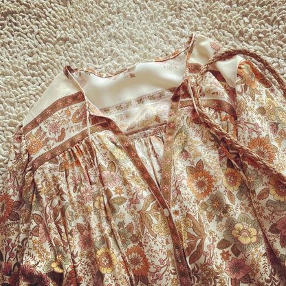 Women's Loose Fit Floral Button-Up Blouse with Long Sleeves