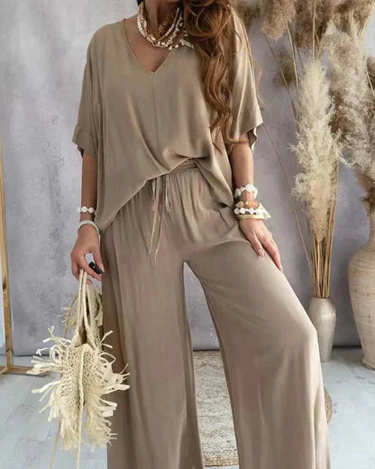 Women's Relaxed Two-Piece Set with V-Neck Top and Wide-Leg Pants
