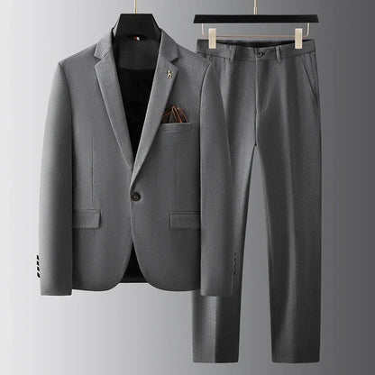 Men's Slim-Fit Two-Piece Suit Set with Blazer and Tailored Trousers