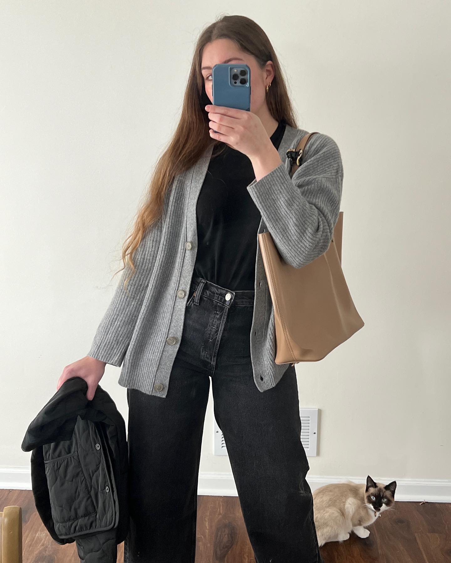 Women's Oversized Button Cardigan with Cozy Ribbed Knit Texture