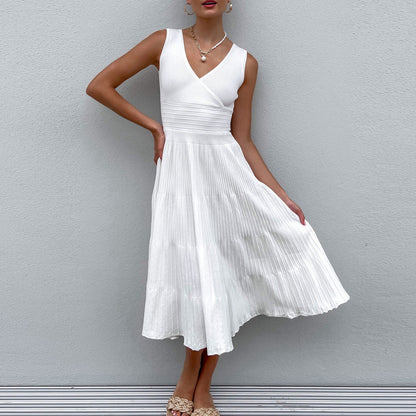 Women's Sleeveless Midi Dress with V-Neck and Pleated Skirt