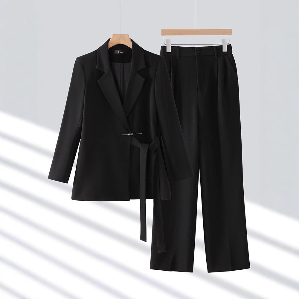 Women's Two-Piece Belted Suit Set with Tailored Fit Blazer