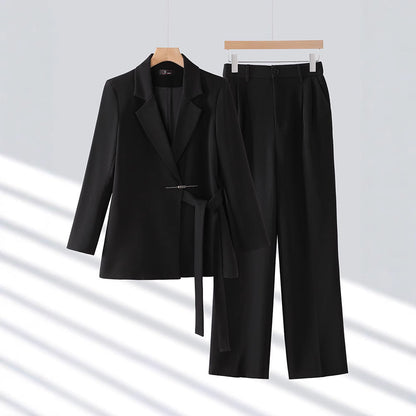Women's Two-Piece Belted Suit Set with Tailored Fit Blazer