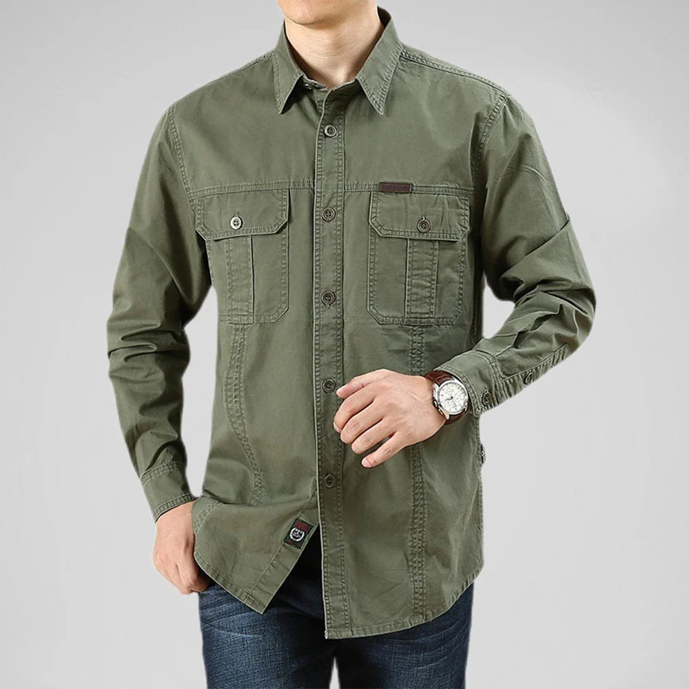 Men's Long-Sleeve Button-Front Shirt with Point Collar Design