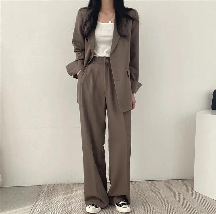 Women’s Tailored Two Piece Suit Set with Long Blazer and Straight-Leg Trousers