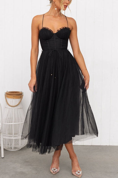 Women's Elegant Maxi Dress with V-Neck and Flowing Silhouette
