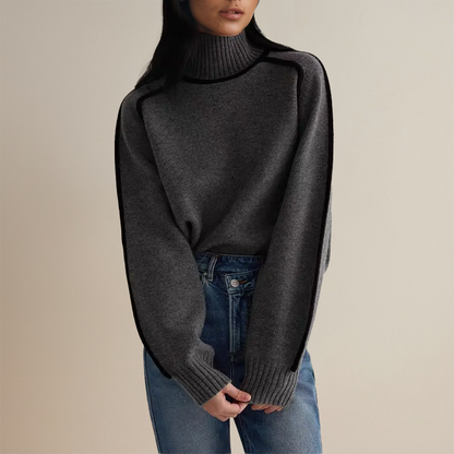 Women’s Oversized Turtleneck Sweater with Contrast Sleeve Trim