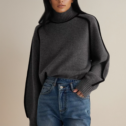 Women’s Oversized Turtleneck Sweater with Contrast Sleeve Trim