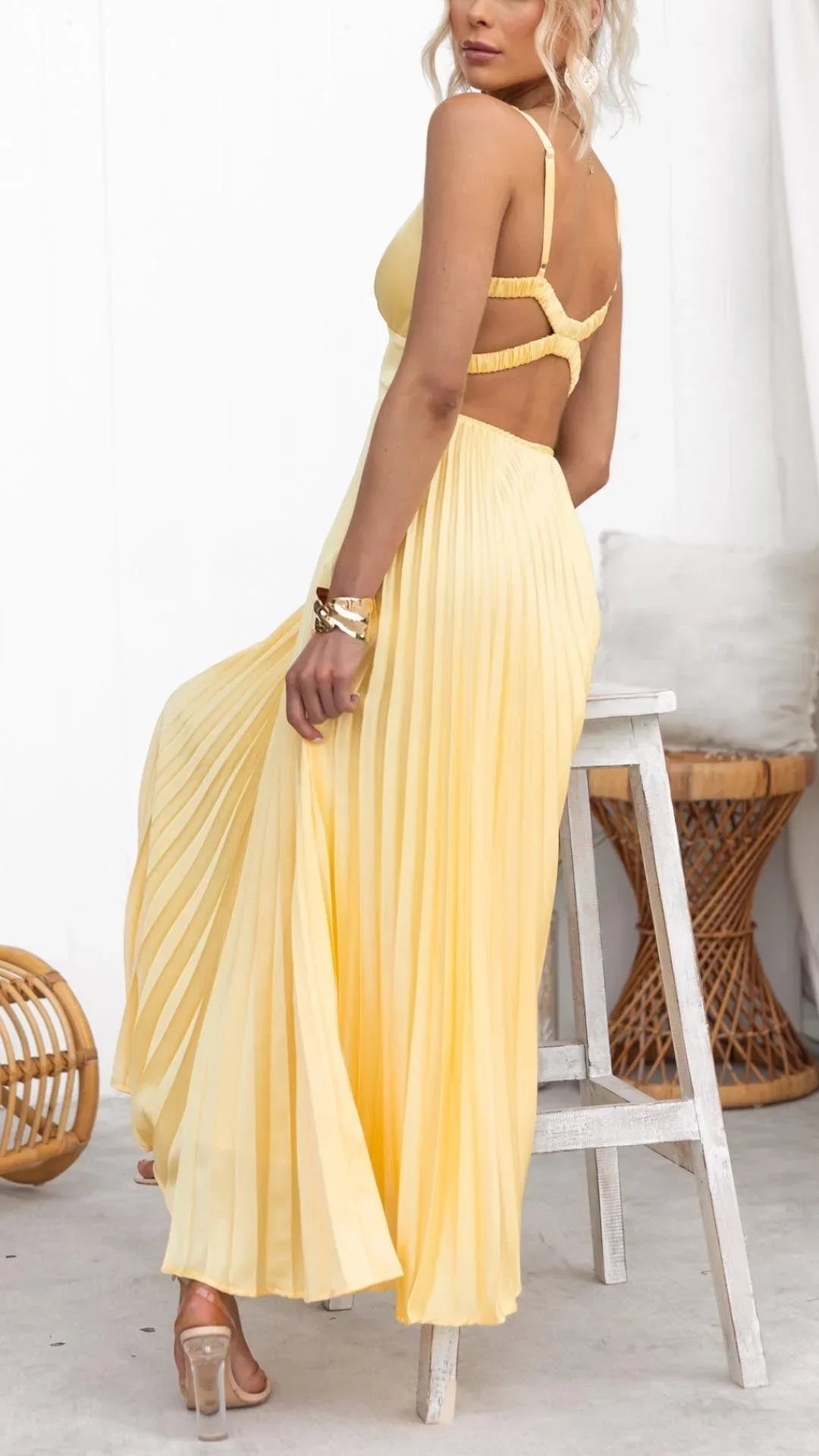 Women's Yellow Pleated Maxi Dress with V-Neck and Sleeveless Cut