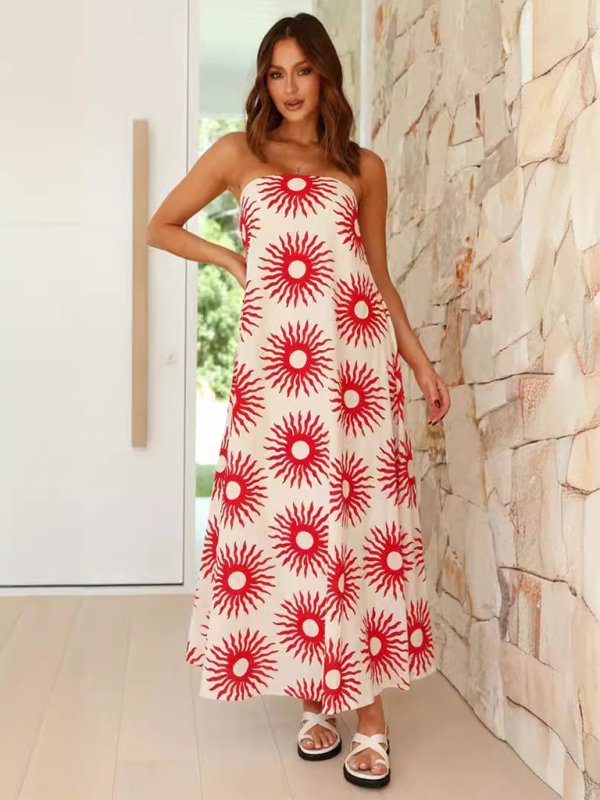 Women's Tropical Print Strapless Maxi Dress with Flowy Design