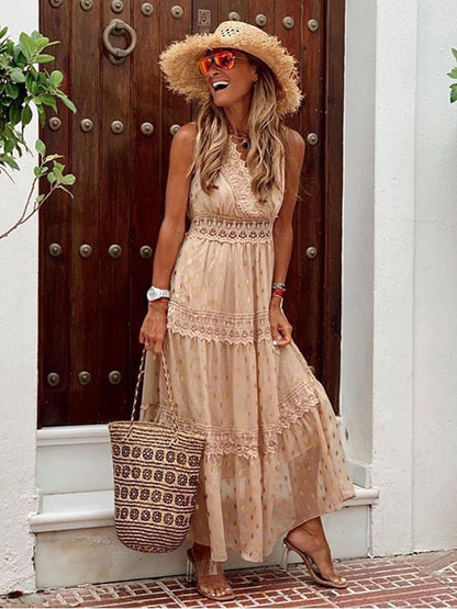 Women's Boho Maxi Dress with Tiered Skirt and Lace Trim