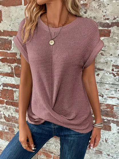 Women's Short-Sleeve Textured Buttoned Blouse with Classic Fit