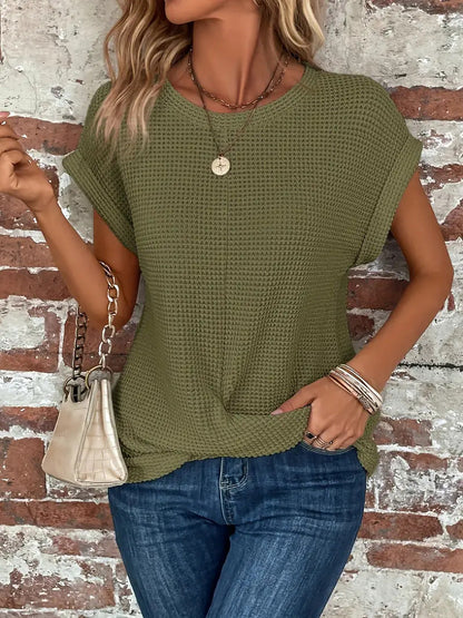 Women's Short-Sleeve Textured Buttoned Blouse with Classic Fit