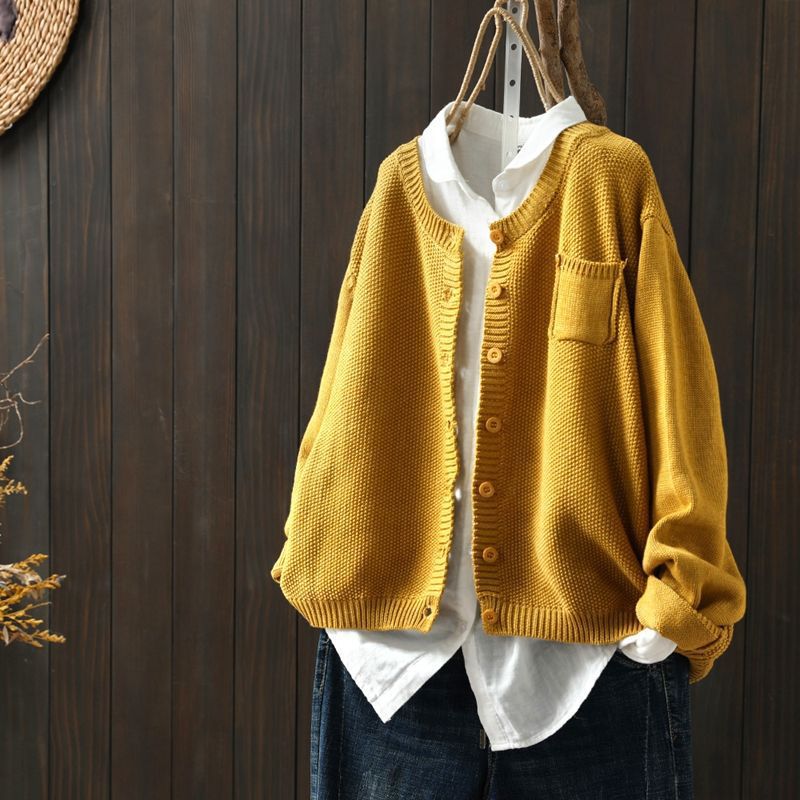 Women's Oversized Knit Cardigan with Pocket and Button Front